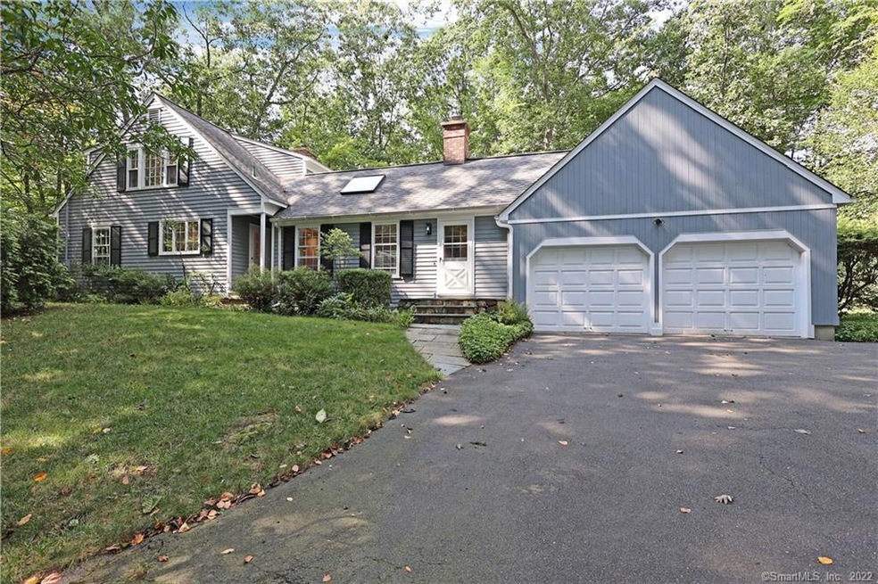 48 Old Stagecoach Rd, Redding, CT 06896 - photo 1