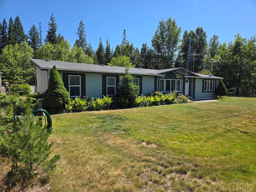 4377 Whittier Rd, Clayton, WA 99110 - photo 1