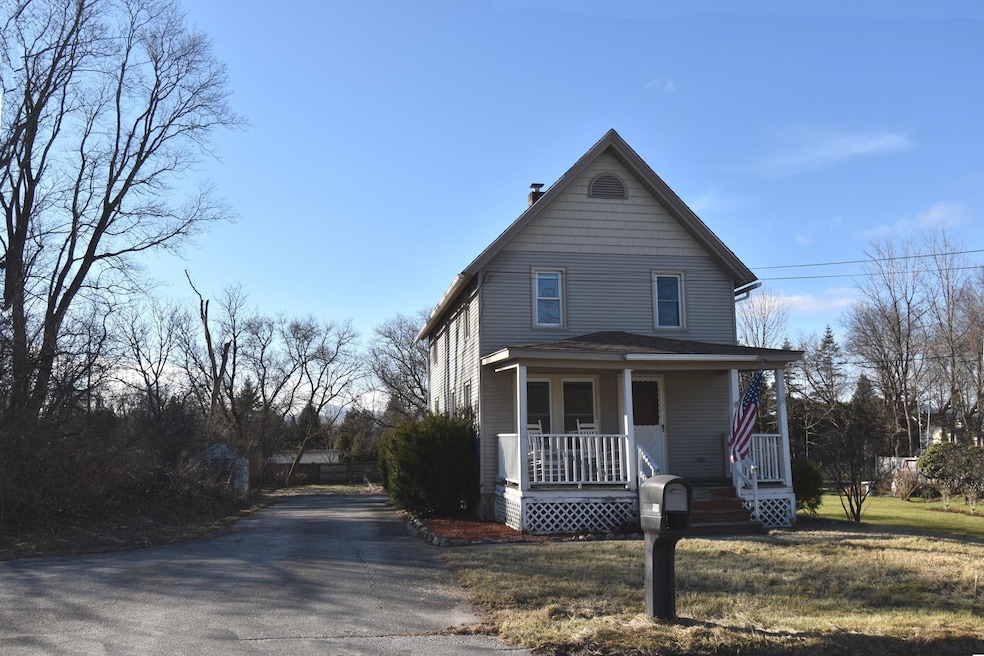 199 Mussey St, Rutland, VT 05701 - photo 1
