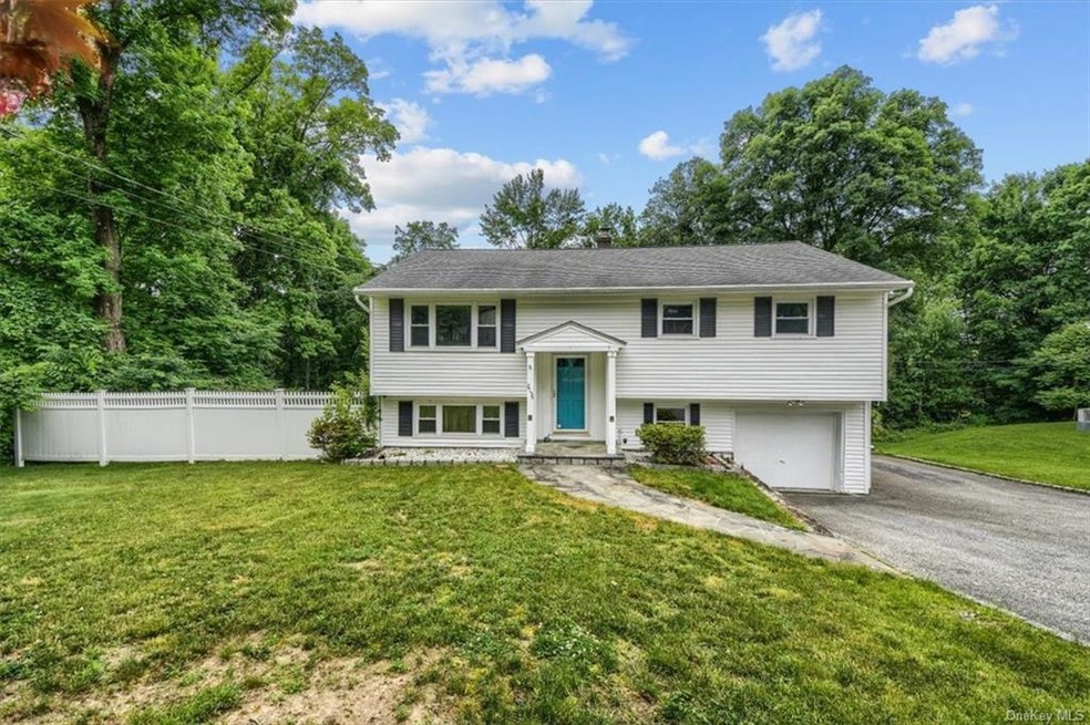 2735 Springhurst St, Yorktown Heights, NY 10598 - photo 1