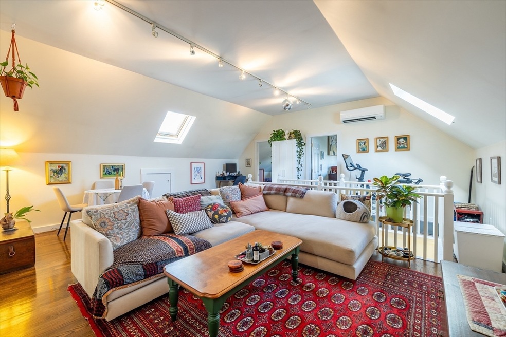 137 North St unit 3, Salem, MA 01970 - photo 1