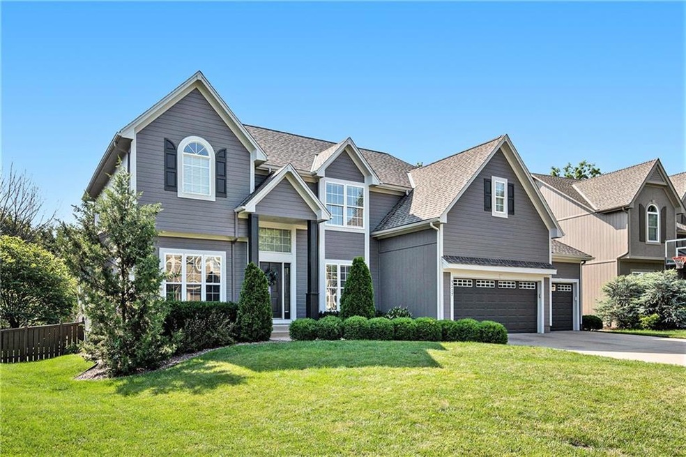 5217 Payne St, Shawnee, KS 66226 - photo 1