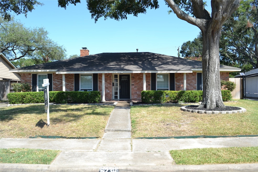 Sold • Co-Listing Agent