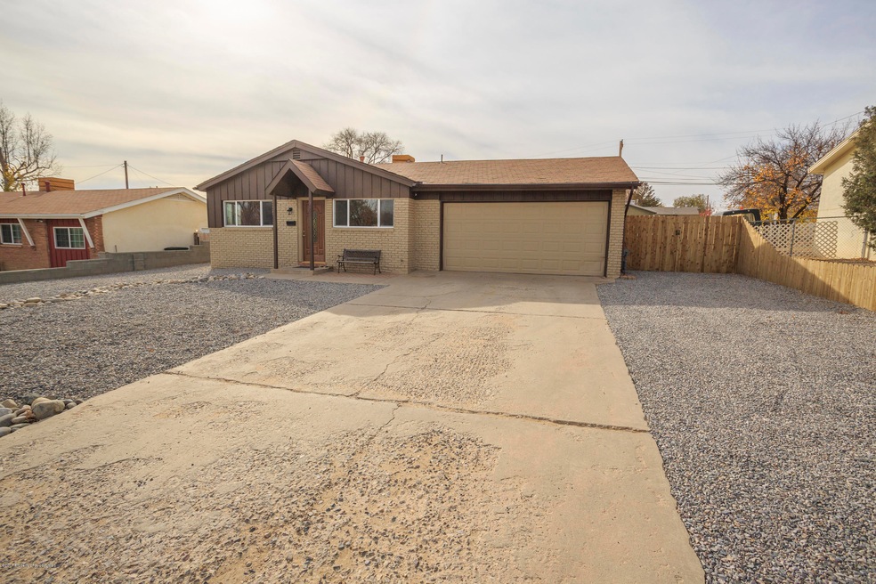 4303 Kingsway Dr, Farmington, NM 87402 - photo 1
