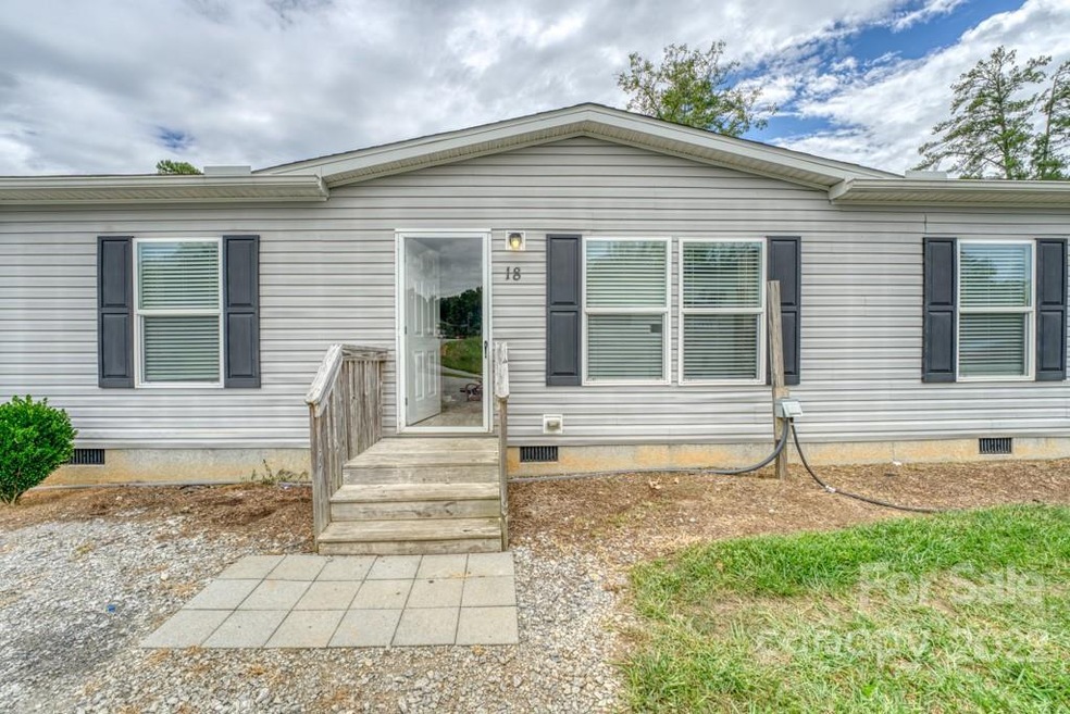 18 Cathedral View Ln, Hendersonville, NC 28792 - photo 1