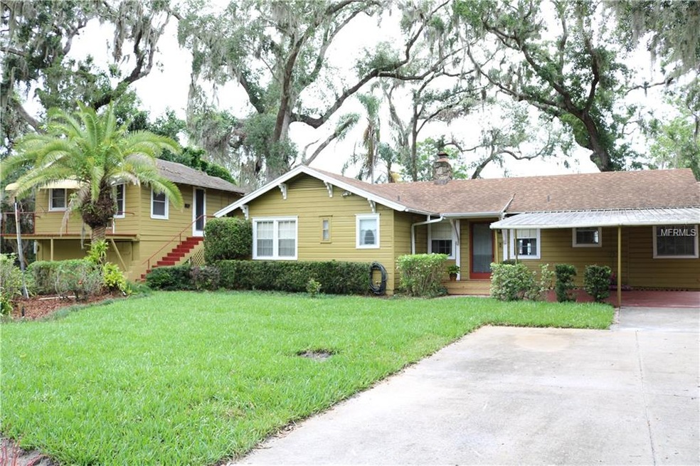 EXTERIOR FRONT (INCLUDING DETACHED GARAGE/UPSTAIR 