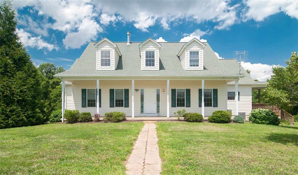 8599 Oak Park Rd, Locust Dale, VA 22948 - photo 1