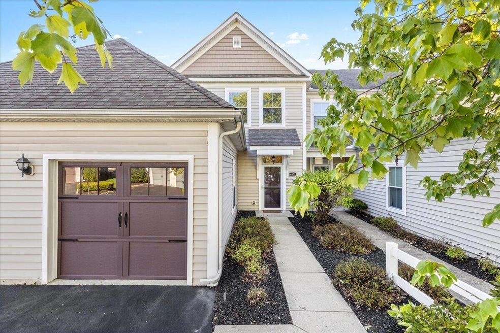 4031 Legend unit 7, Columbus, OH 43230 - photo 1