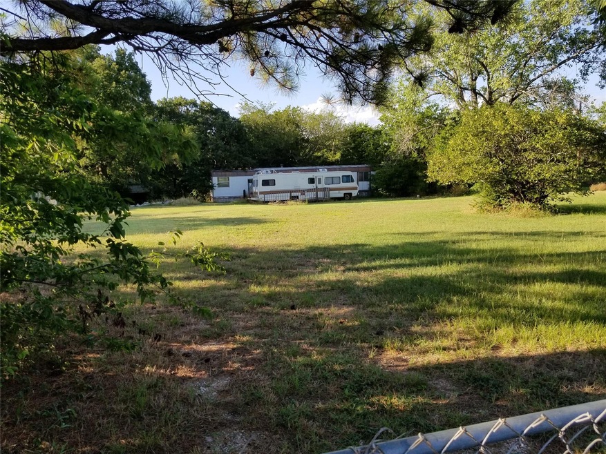 3220 Twin Creeks Dr, Cleburne, TX 76031 - photo 1