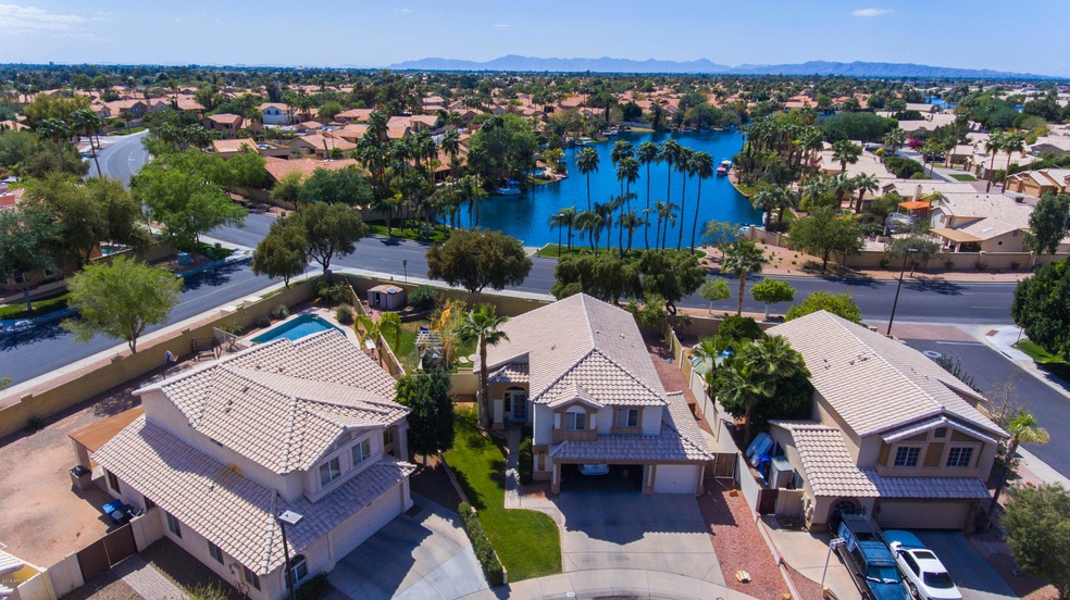 901 W Shellfish Dr, Gilbert, AZ 85233 - photo 1