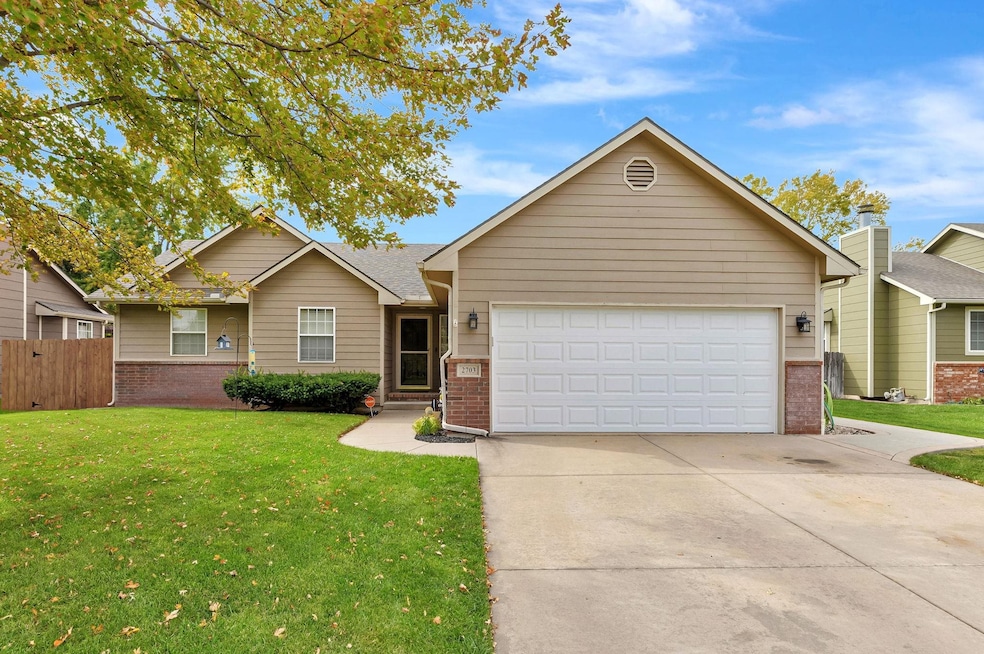 2703 N Parkdale St, Wichita, KS 67205 - photo 1