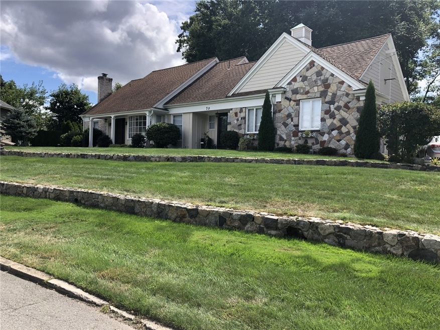 70 Surrey Dr, Cranston, RI 02920 - photo 1