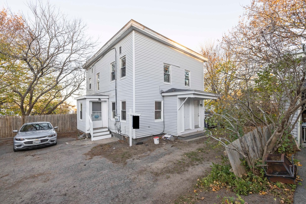 25 Wentworth St, Biddeford, ME 04005 - photo 1