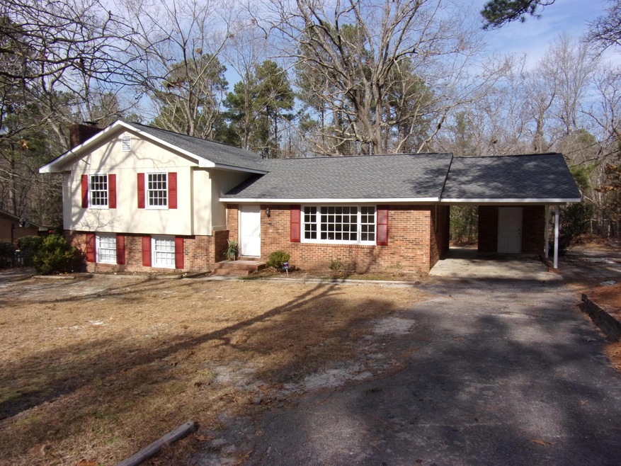 915 Devonshire Trail