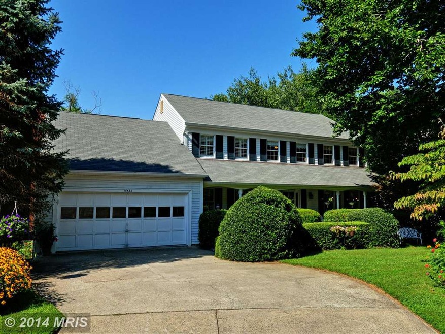 15534 Yorktown Dr, Dumfries, VA 22025 - photo 1