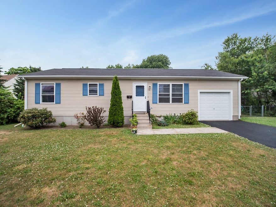 116 Spring St, Fairhaven, MA 02719 - photo 1