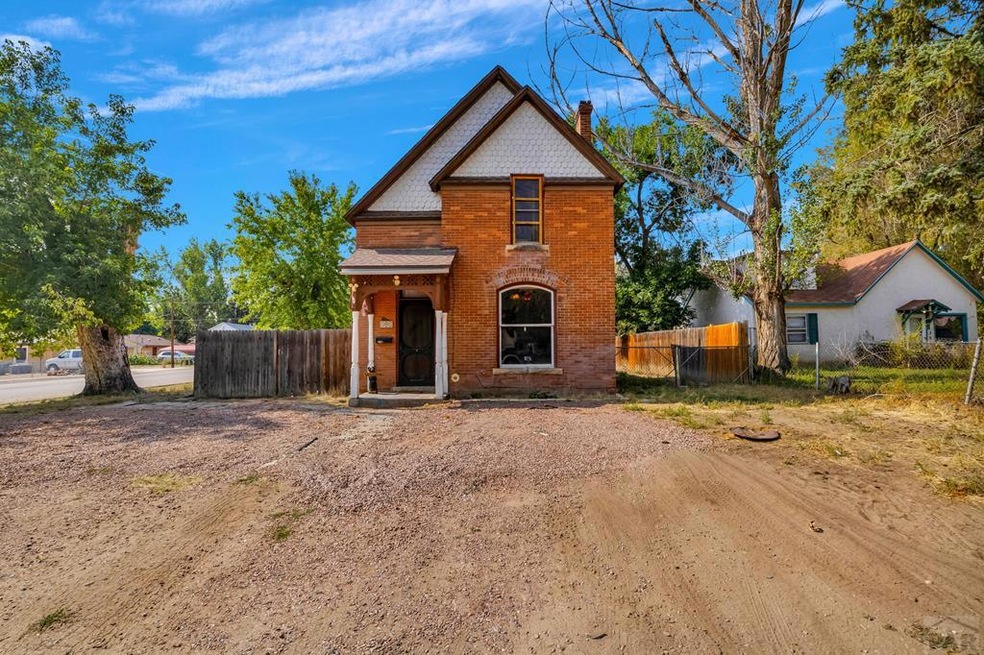 301 W 4th St, Florence, CO 81226 - photo 1