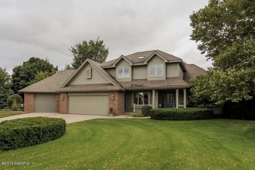 002-Front_View-1265212-mls