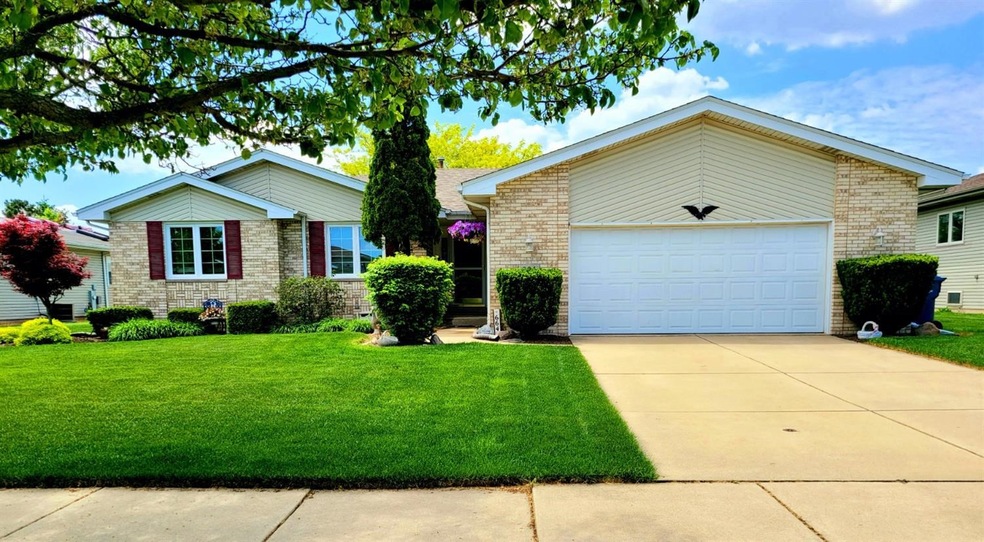 664 Blue Jay Way, Dyer, IN 46311 - photo 1