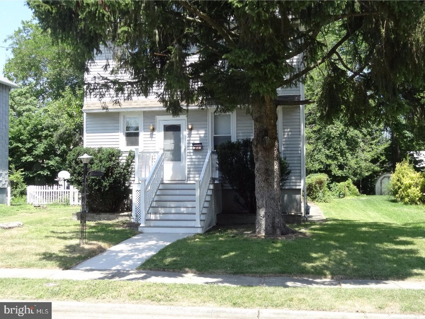 210 Madison Ave, Laurel Springs, NJ 08021 - photo 1