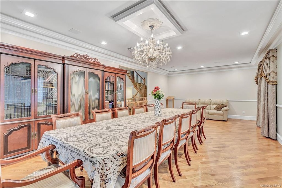 36 Old Nyack Turnpike unit 202, Monsey, NY 10952 - photo 1