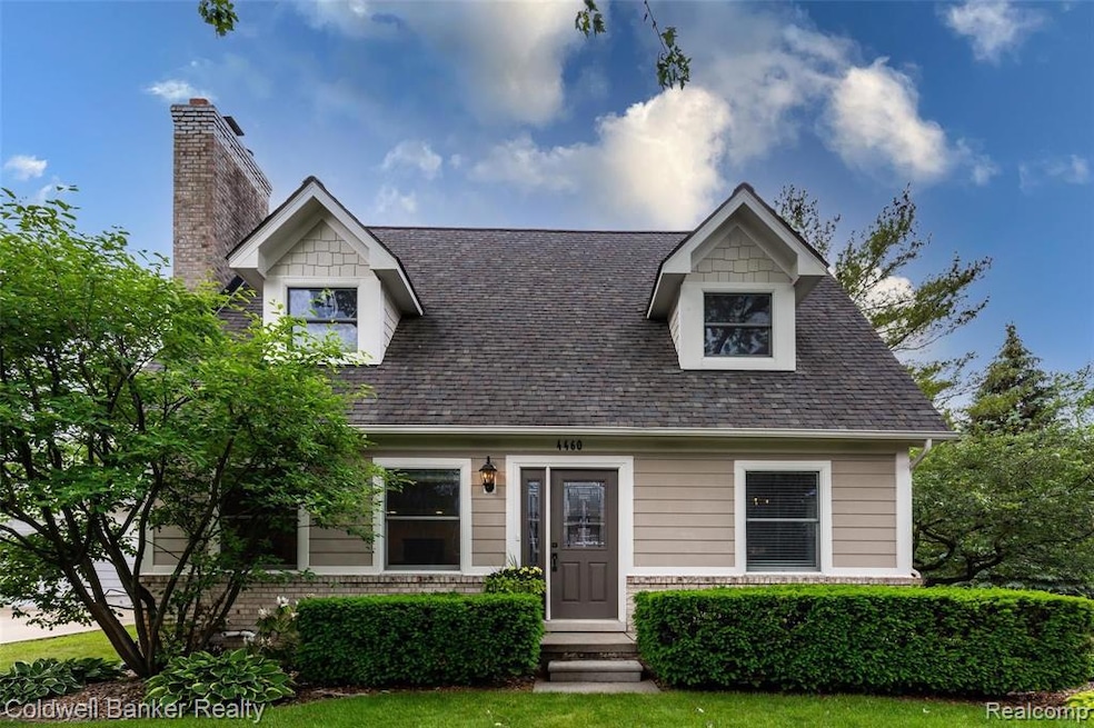 4460 Bethune Ct, West Bloomfield, MI 48323 - photo 1