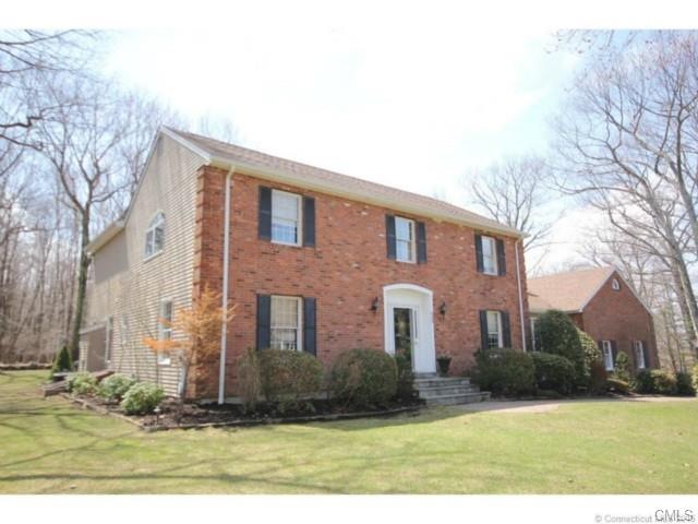 55 Putting Green Ln, Prospect, CT 06712 - photo 1