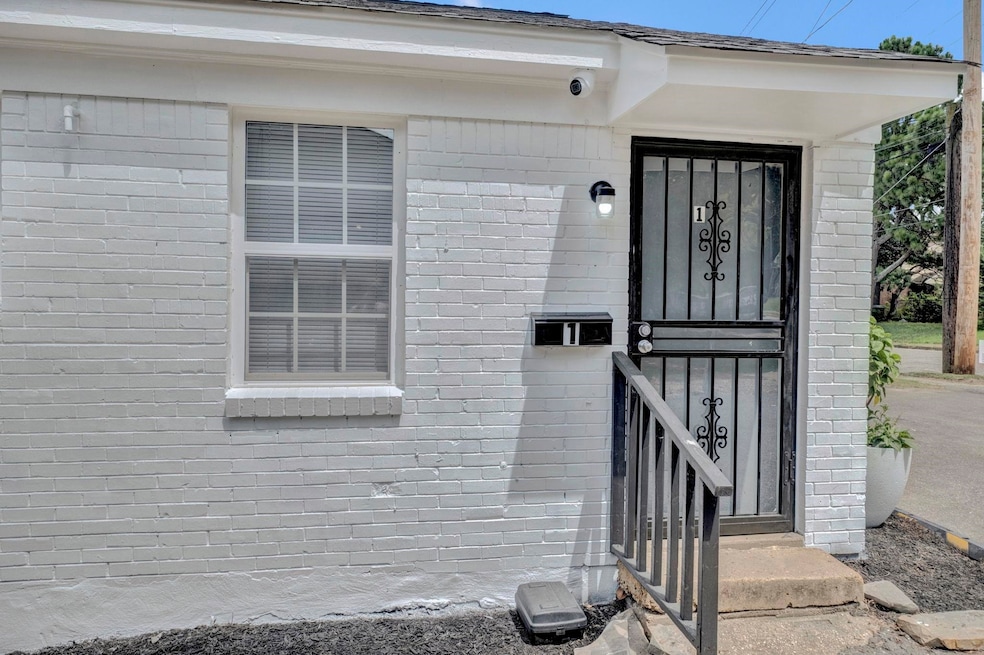 2966 Yale Ave unit 1, Memphis, TN 38112 - photo 1