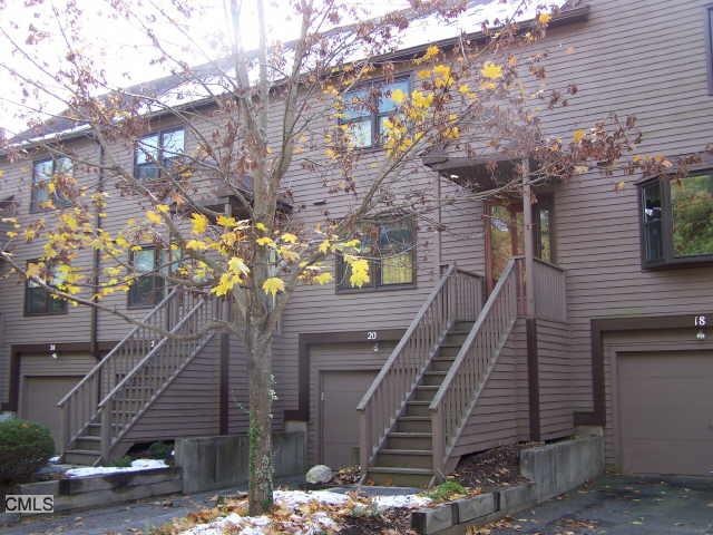 20 Nutmeg Cir, Monroe, CT 06468 - photo 1