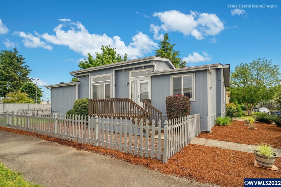 5062 Briarwood (#19) Cl N unit 19, Keizer, OR 97303 - photo 1