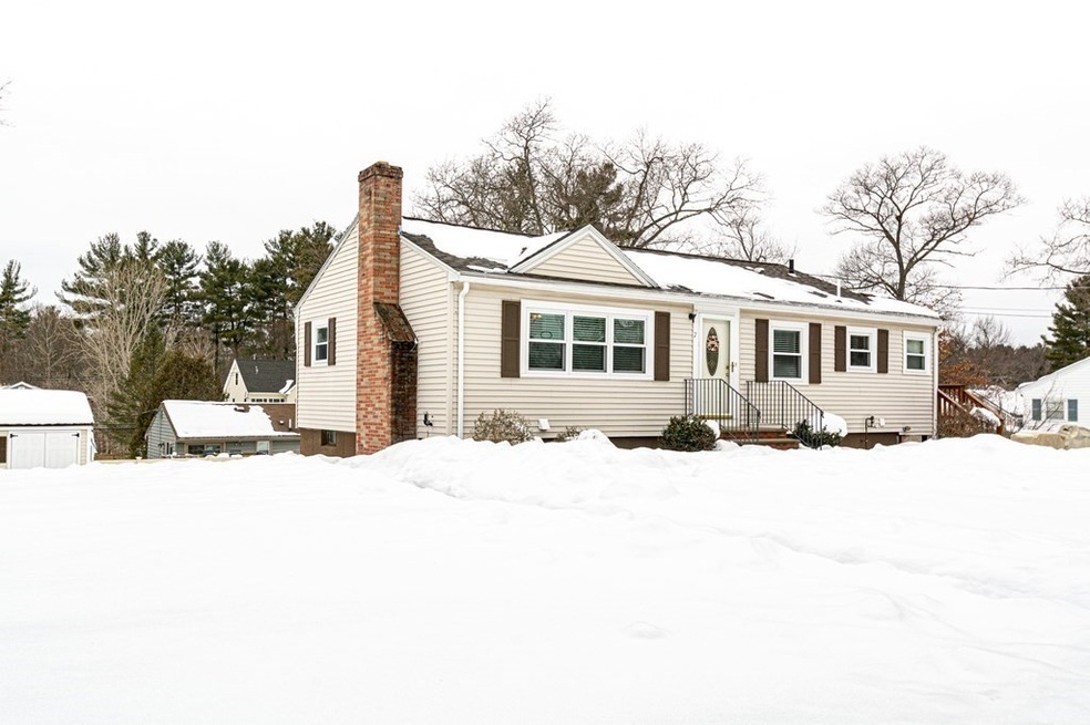 7 Dobson St, Wilmington, MA 01887 - photo 1