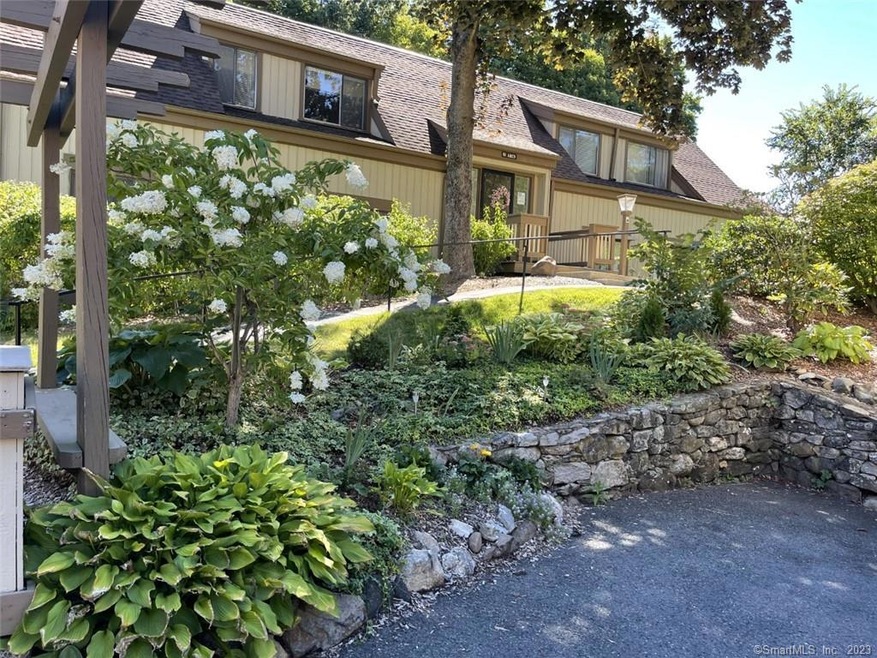 69 Heritage Village unit A, Southbury, CT 06488 - photo 1