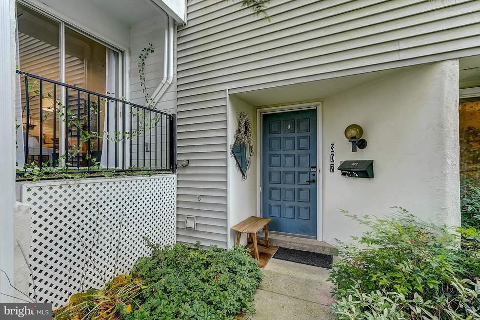 307 Belpaire Ct unit 307, Newtown Square, PA 19073 - photo 1
