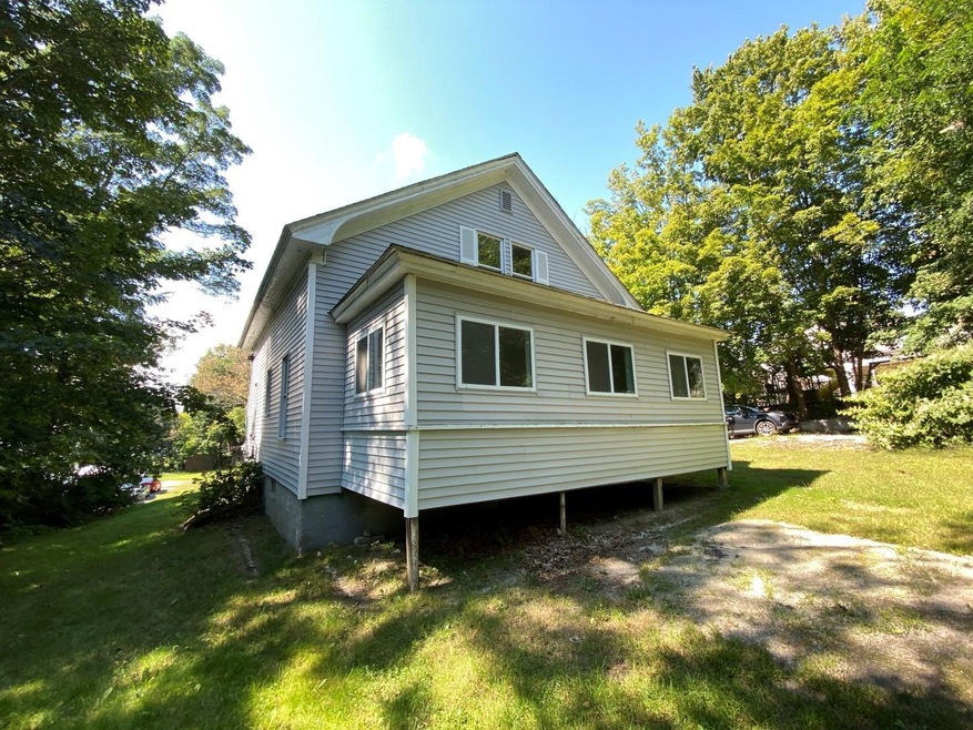 32 Turnpike St, Pembroke, NH 03275 - photo 1