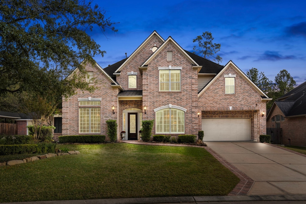 Beautifully updated 5 Bedroom, 3.5 Bath, 3-car gar