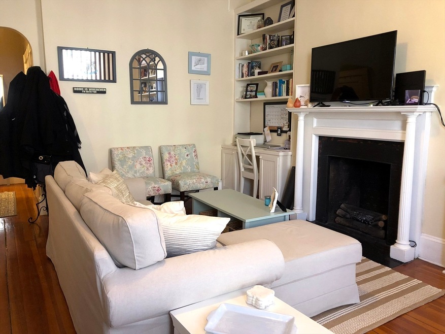 24 Peterborough St unit 9, Boston, MA 02215 - photo 1