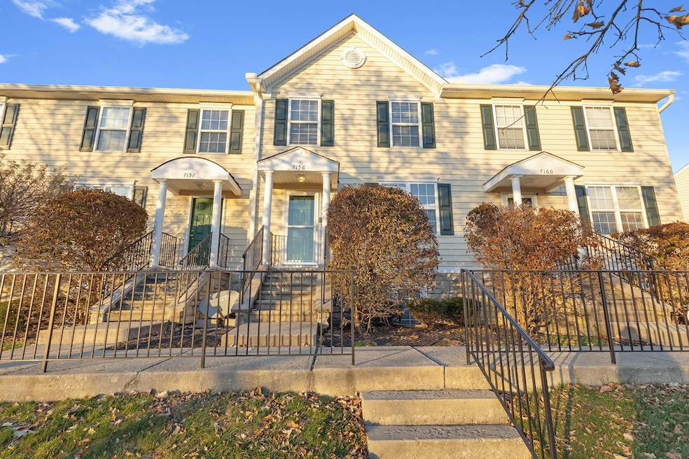 7156 W West Campus Rd unit 28, New Albany, OH 43054 - photo 1