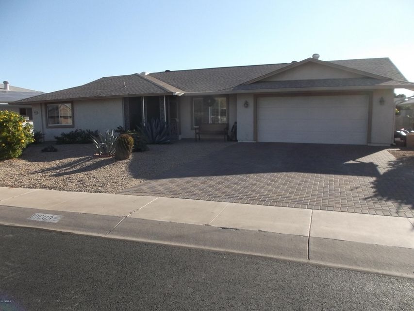 EDWIN FRONT OF HOUSE