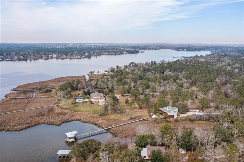 2309 Riverforest Rd unit 3, Mobile, AL 36605 - photo 1