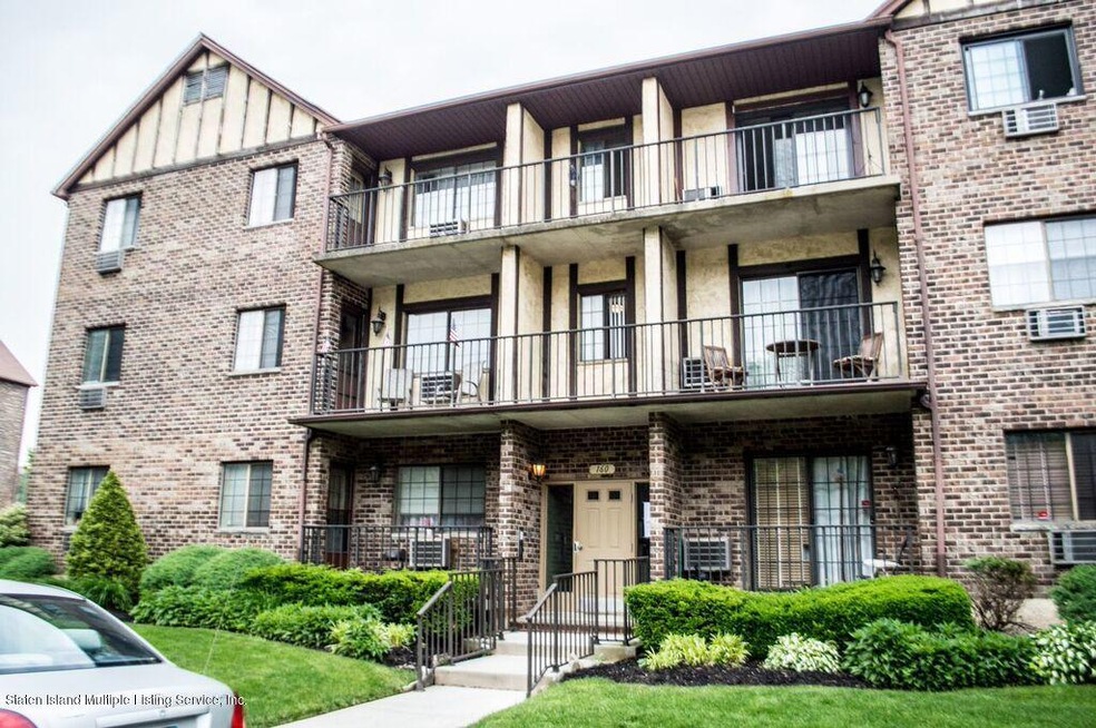 160 Devon Loop unit 7, Staten Island, NY 10314 - photo 1