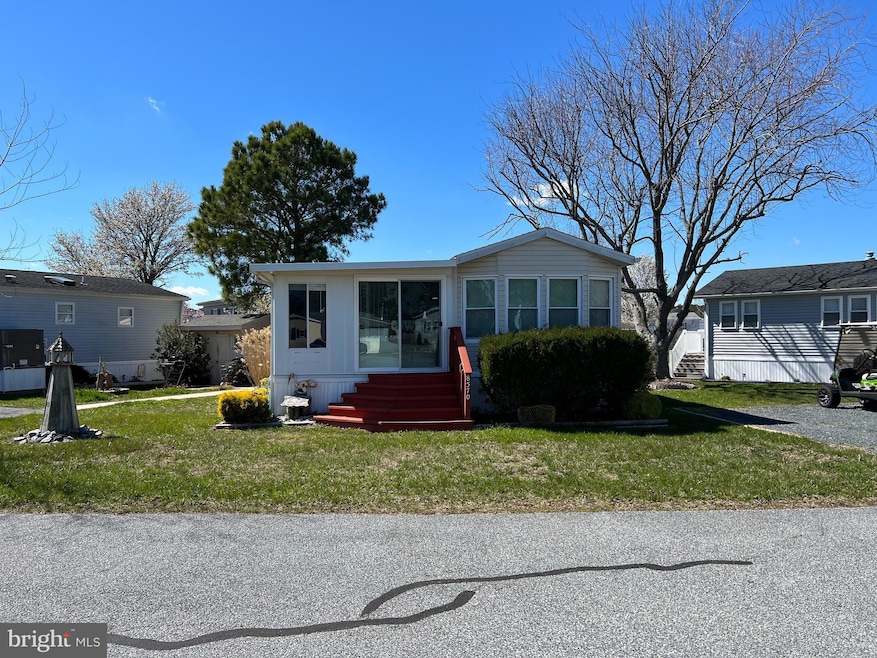 8570 N Longboat Way, Berlin, MD 21811 - photo 1