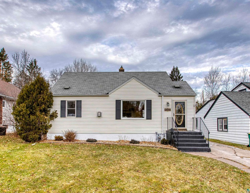 4321 Dodge St, Duluth, MN 55804 - photo 1