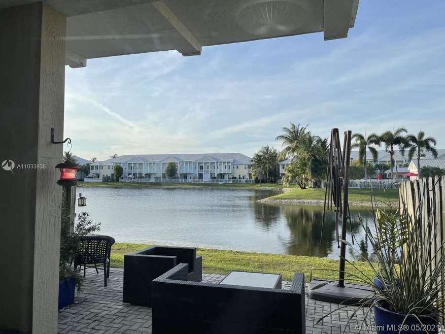 10719 NW 75th St, Doral, FL 33178 - photo 1