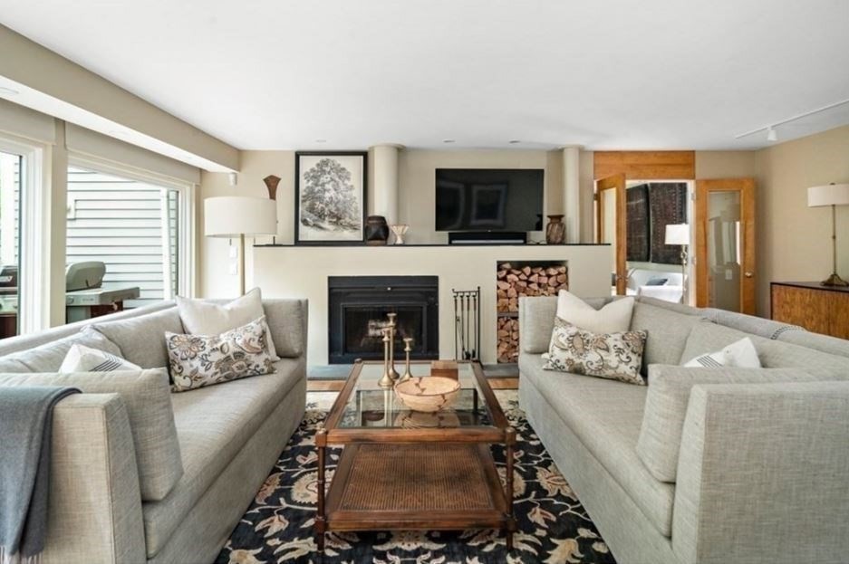 64 Grozier Rd unit 64, Cambridge, MA 02138 - photo 1