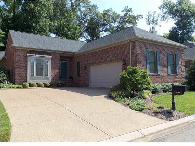 10384 Regent Ct, Newburgh, IN 47630 - photo 1