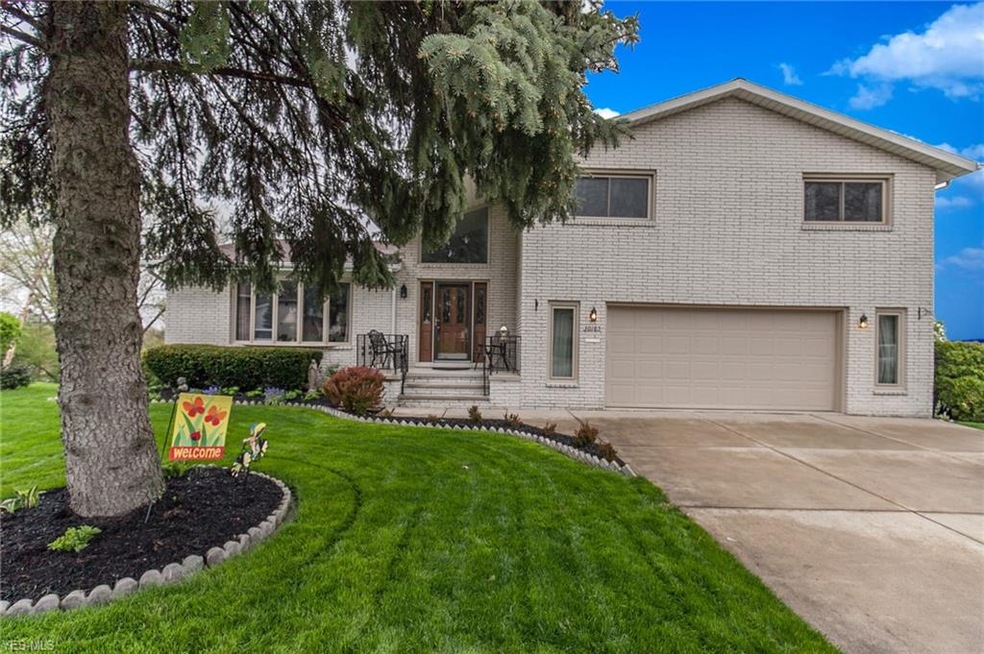 30185 Overlook Dr, Wickliffe, OH 44092 - photo 1