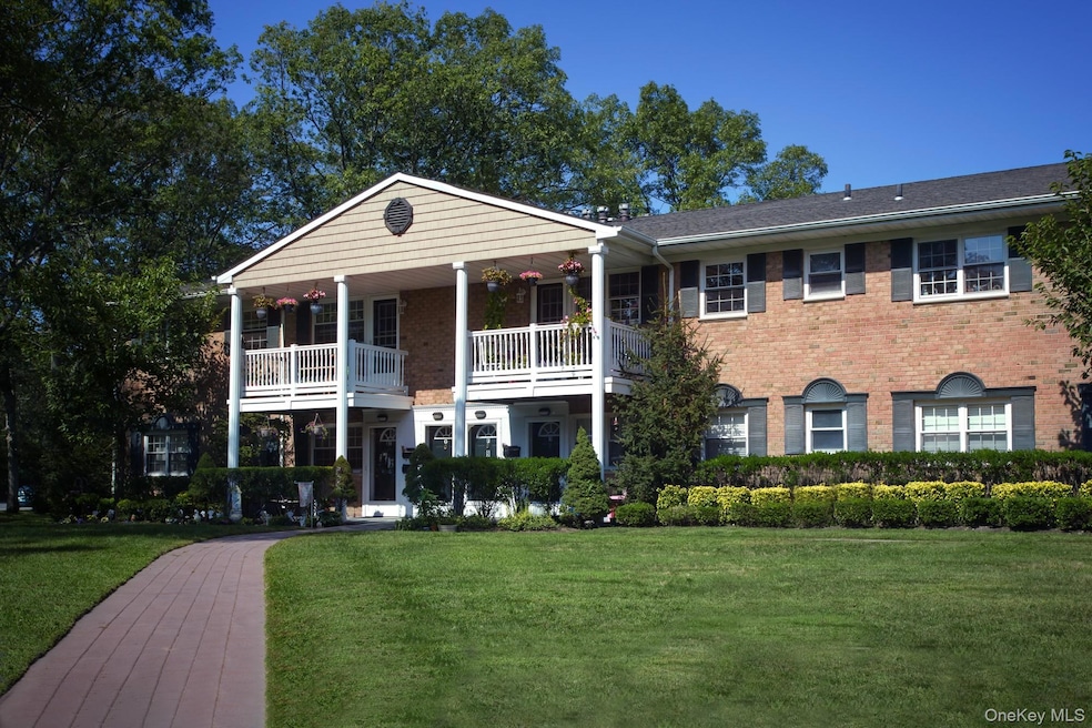 111 College Rd unit 13J, Selden, NY 11784 - photo 1
