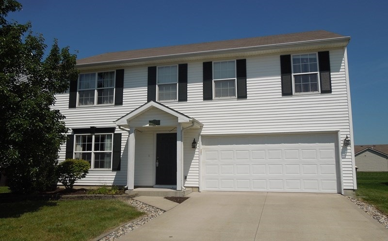 9333 Monique Dr, Fort Wayne, IN 46835 - photo 1