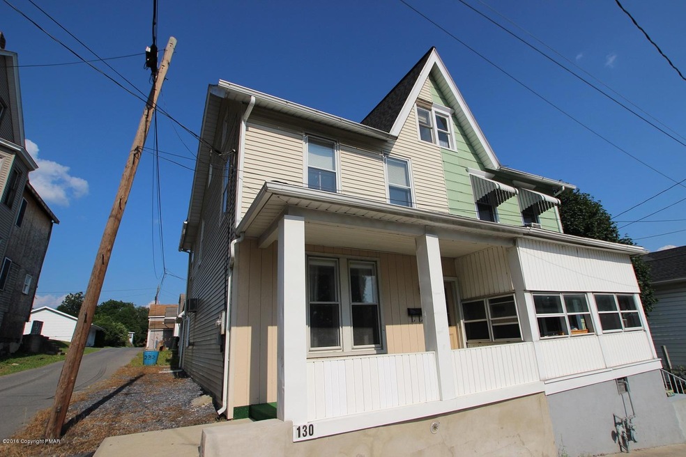 130 Center St, Slatington, PA 18080 - photo 1