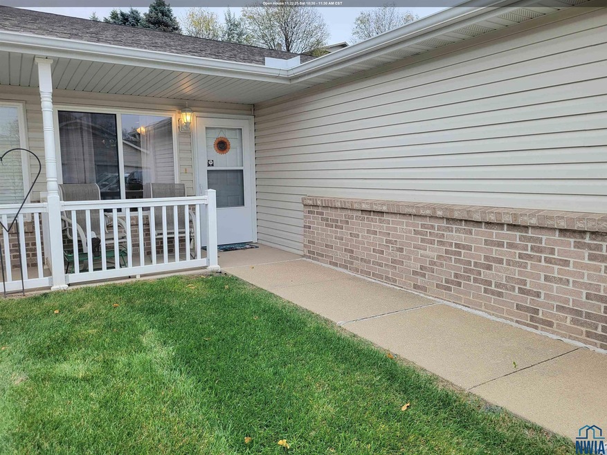 1120 Meadow View Ct unit 3, Sioux City, IA 51106 - photo 1